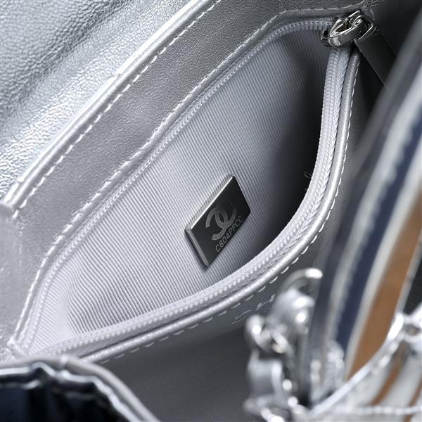 2026127215359682 620